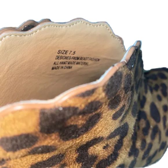 Faux Suede‎ Leopard Ankle Boots Chunky Heels Size 7.5 By Beast Fashion - Picture 4 of 5
